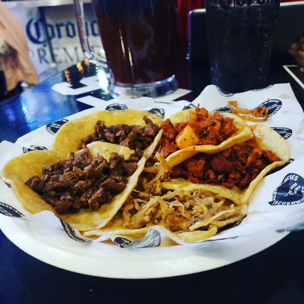 TACOS N MICHES